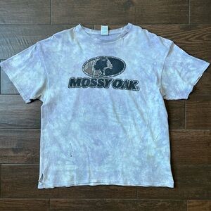 Mossy Oak light purple distressed tie dye t shirt